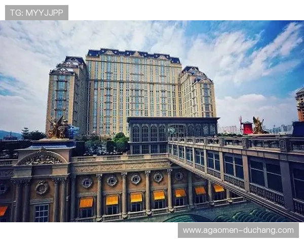 在澳门巴黎人酒店官网获取最新促销信息，享受专属折扣和特别礼遇